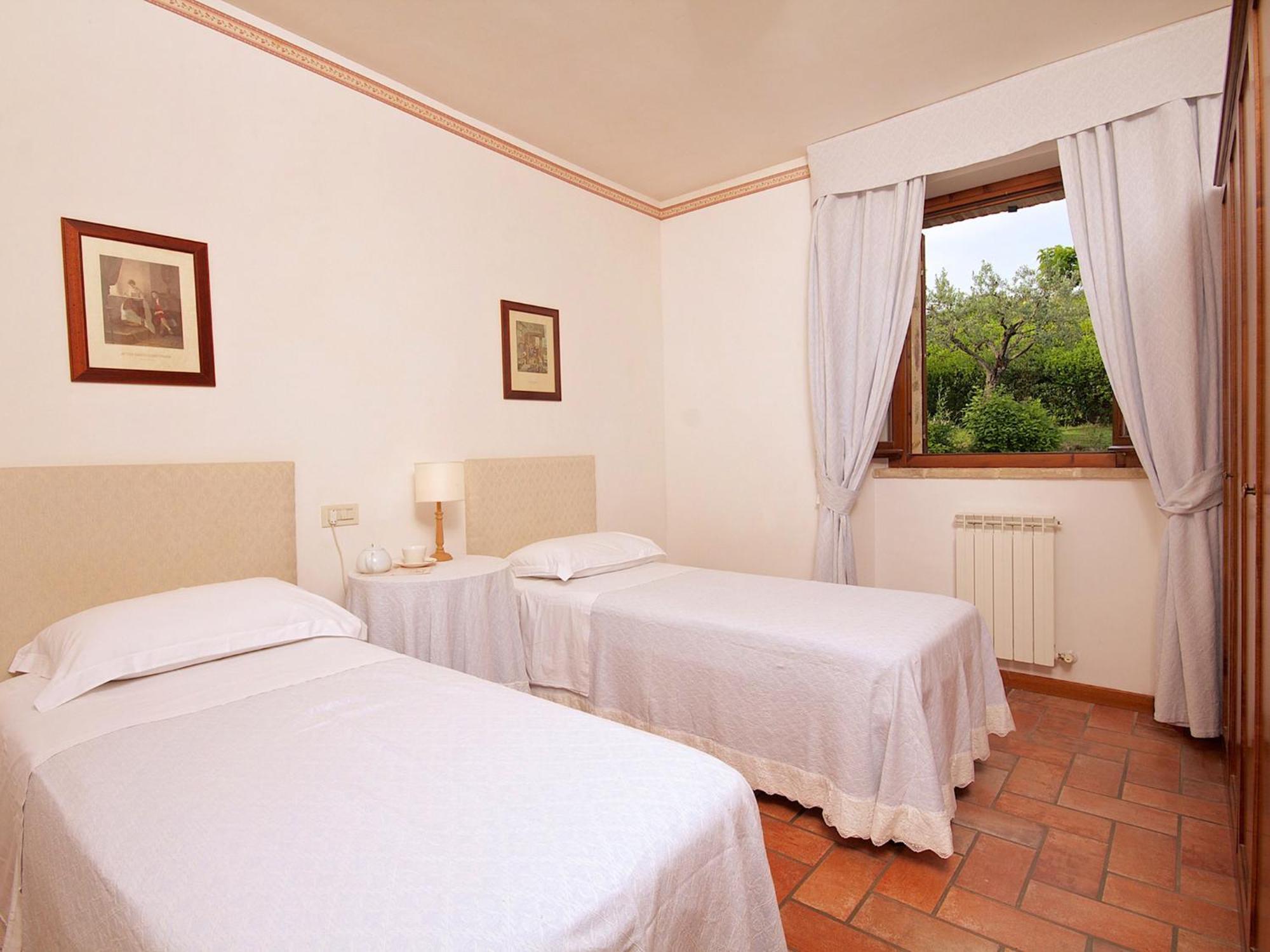 Agriturismo Le Colombe أسيسي الغرفة الصورة